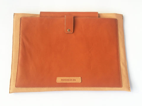 DOUBLE TONE BROWN LEATHER LAPTOP SLEEVE 13”