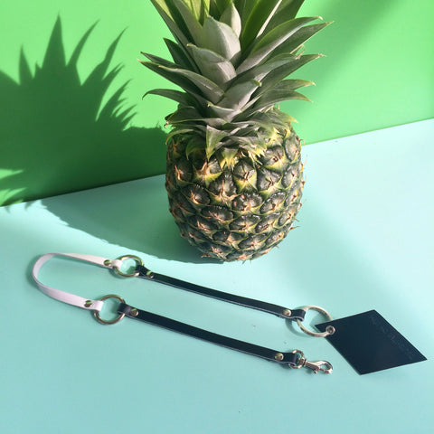 Keyfob Black/White